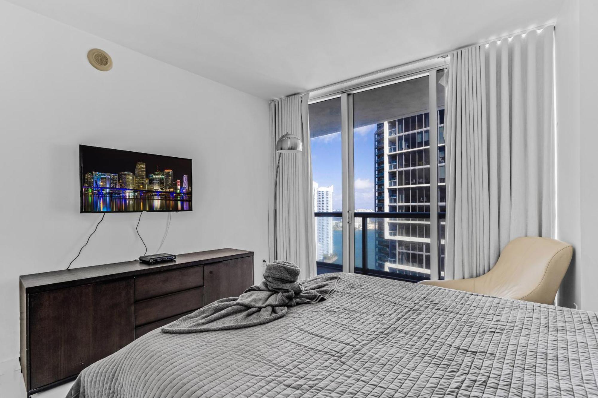 Luxurious Condo At Icon With Views Miami Exteriér fotografie