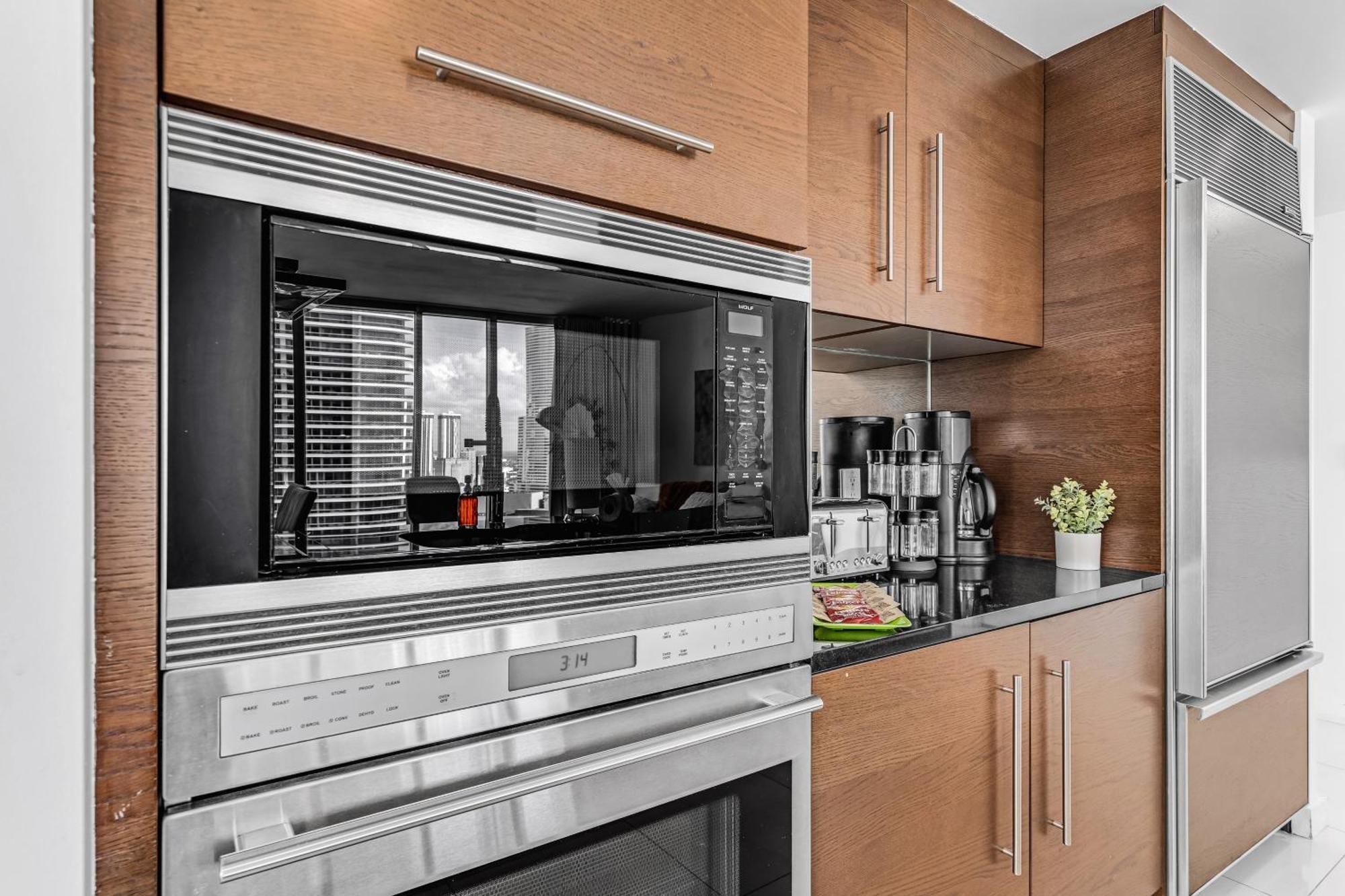 Luxurious Condo At Icon With Views Miami Exteriér fotografie